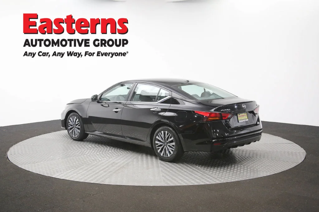 Used 2024 Black Nissan 2.5 SV image 59
