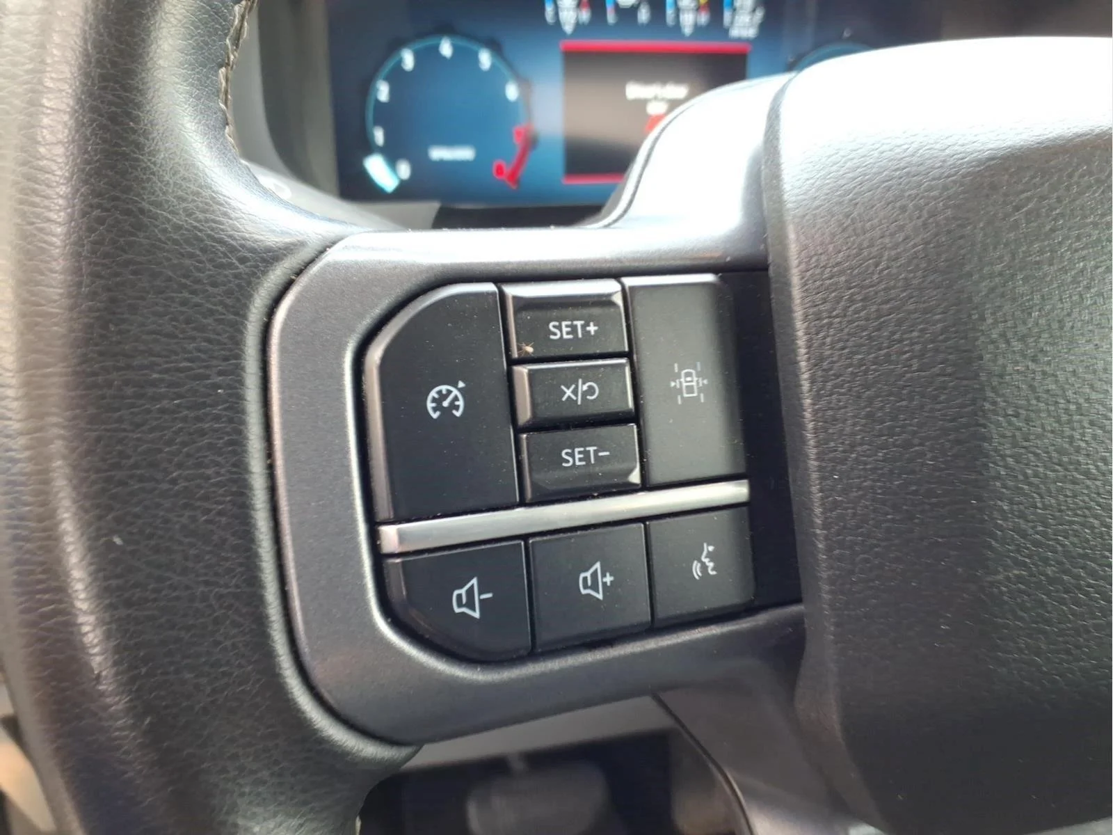 Used 2025  Ford XLT image 19