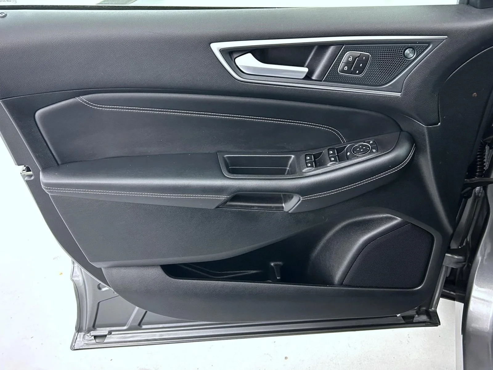 Used 2024 Gray Ford Titanium image 9