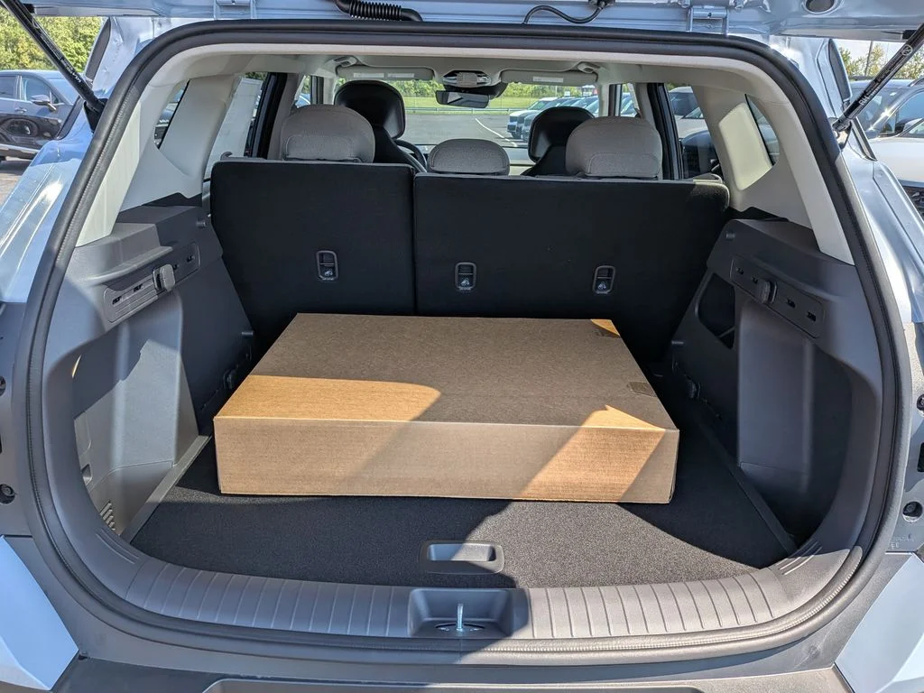 New 2027 Pale Gray Kia S image 21