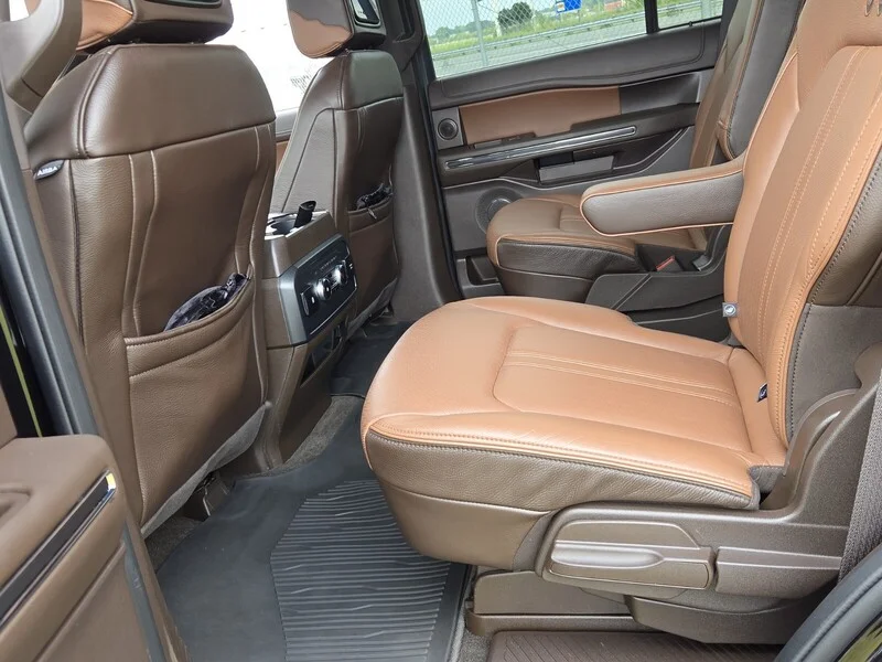 Used 2024 Black Metallic FORD KING RANCH image 8