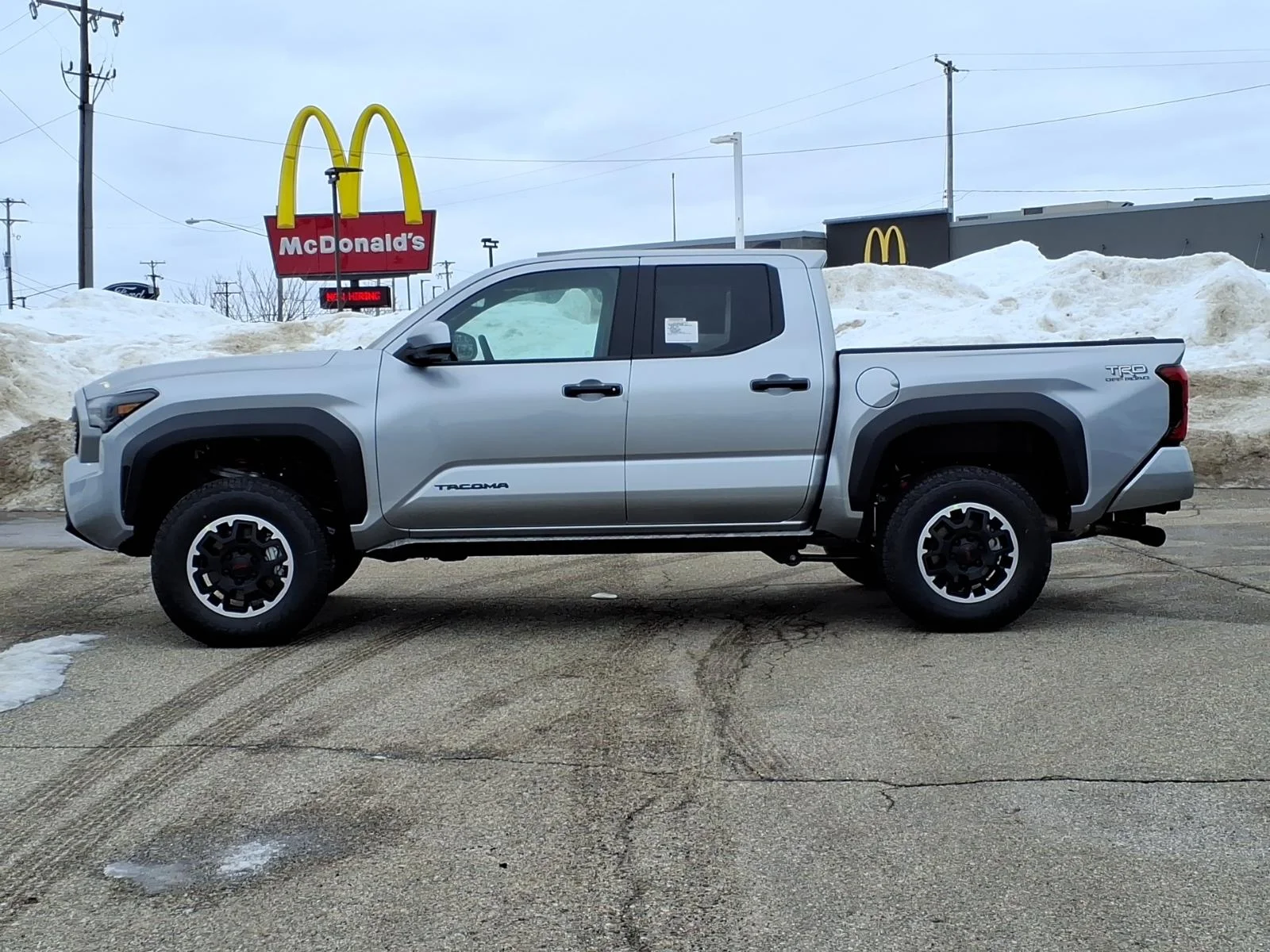 2026 Toyota Tacoma TRD Off Road - Photo 3