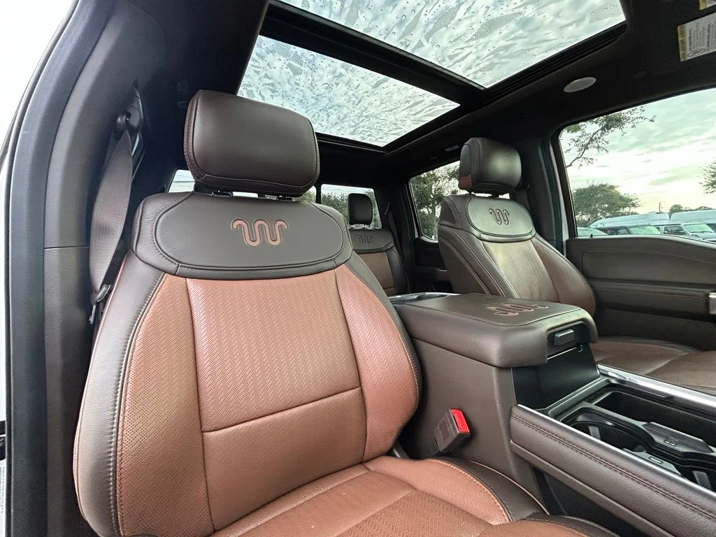 Used 2024 White Metallic Ford King Ranch image 31