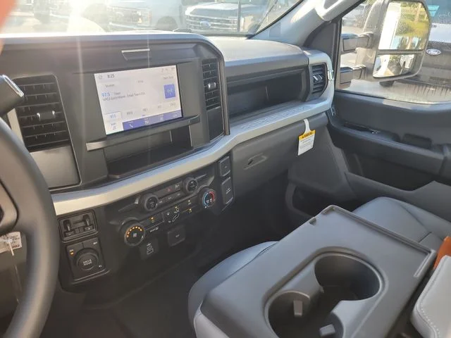 New 2026 Oxford White Ford XL image 22