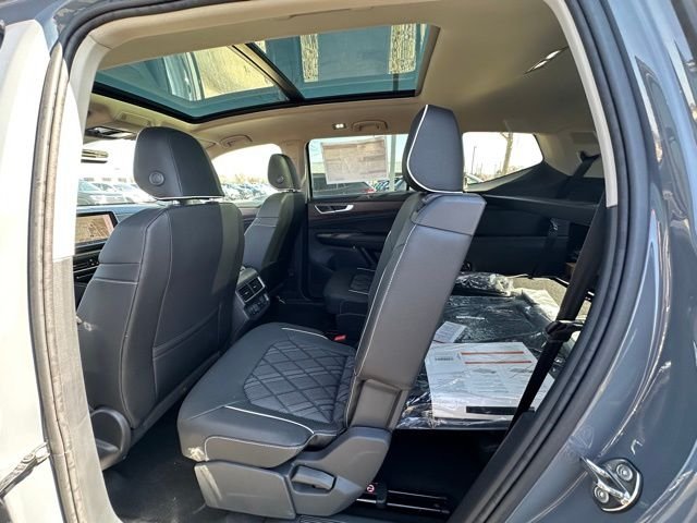 New 2026 Pure Gray Volkswagen 2.0T SEL Premium R-Line image 32