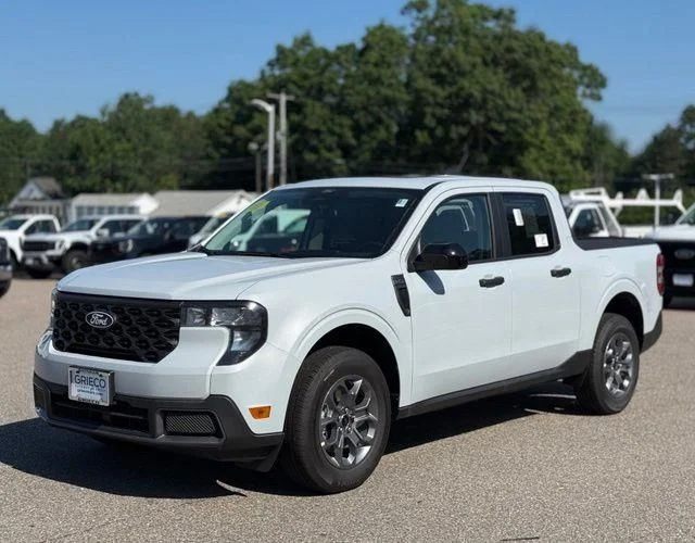 New 2026 White Ford XLT image 10