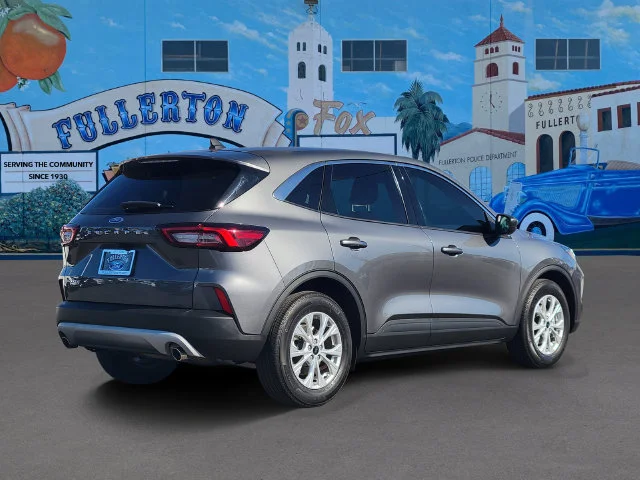 Used 2023 Gray Metallic Ford Active image 4