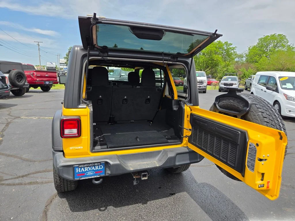 Certified Used 2021 Baja Yellow Clearcoat Jeep Unlimited Sport Altitude image 32