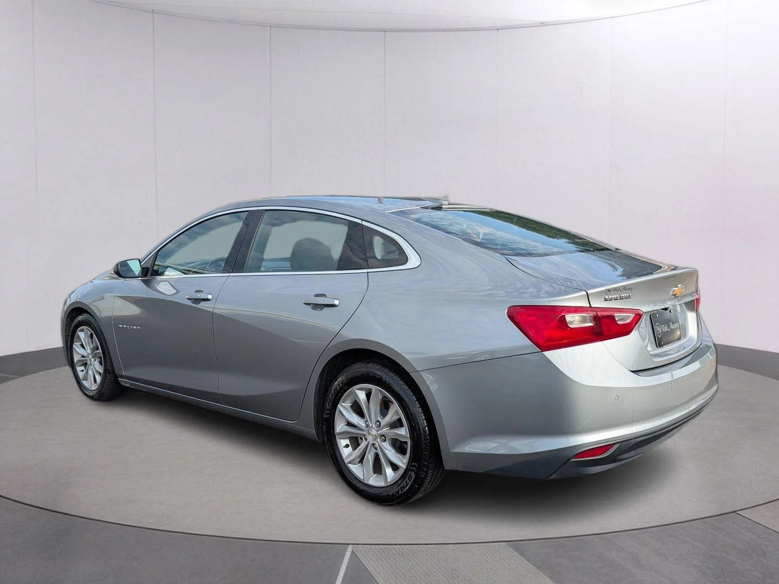 Used 2024 Sterling Gray Metallic Chevrolet 1LT image 3