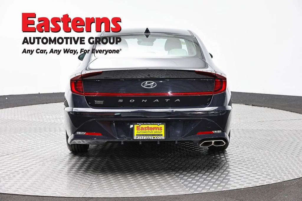 Used 2023 Blue Hyundai SEL image 6