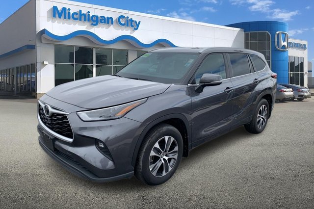 2025 Toyota Highlander XLE