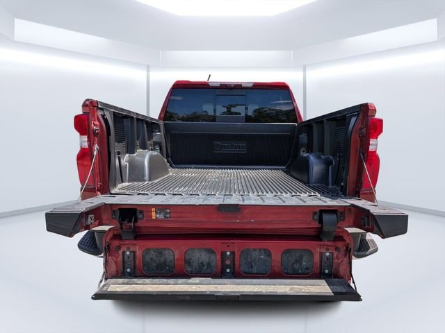Used 2022 Red Chevrolet LTZ image 18