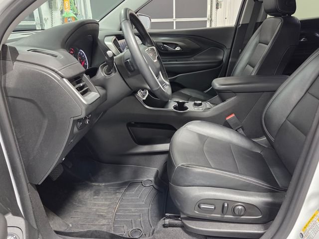 Used 2023 White GMC SLT image 5