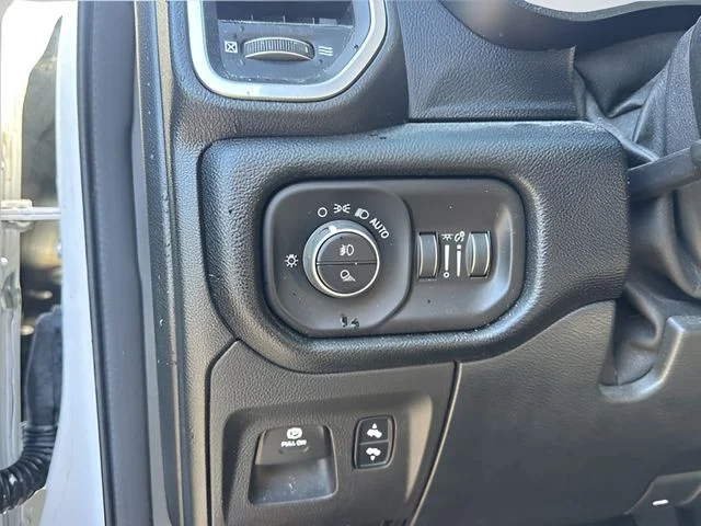 Used 2021 White Ram Laramie image 11