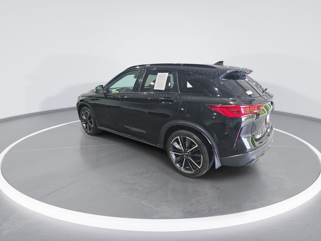 Used 2023 Black INFINITI SPORT image 6