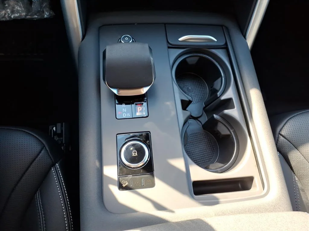 2026 Land Rover Discovery Gemini Edition - Photo 21