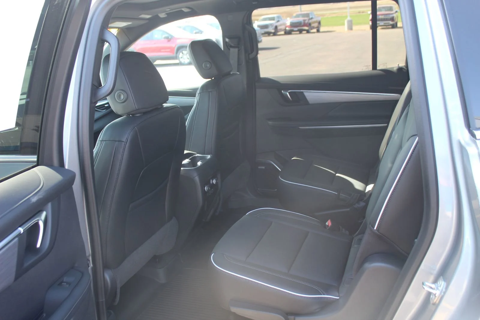 2026 Buick Enclave Preferred - Photo 9