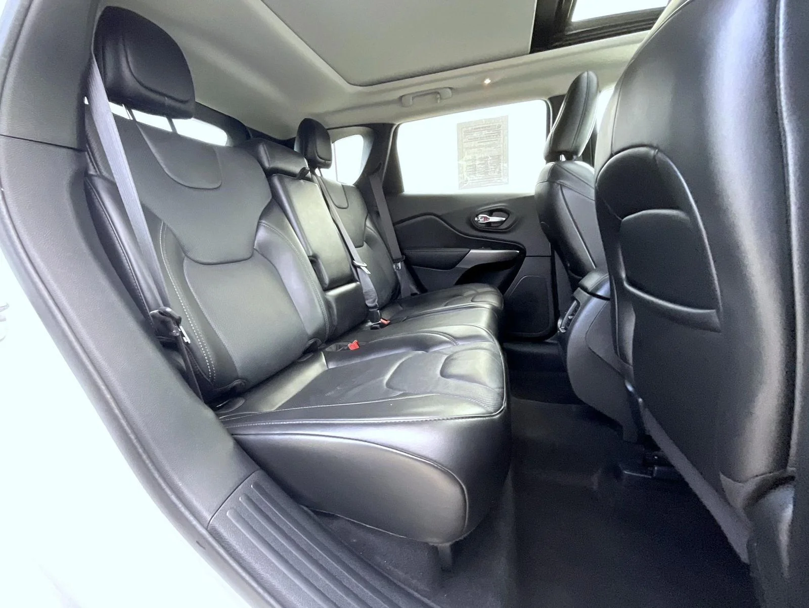 Used 2020 White Jeep Limited image 19