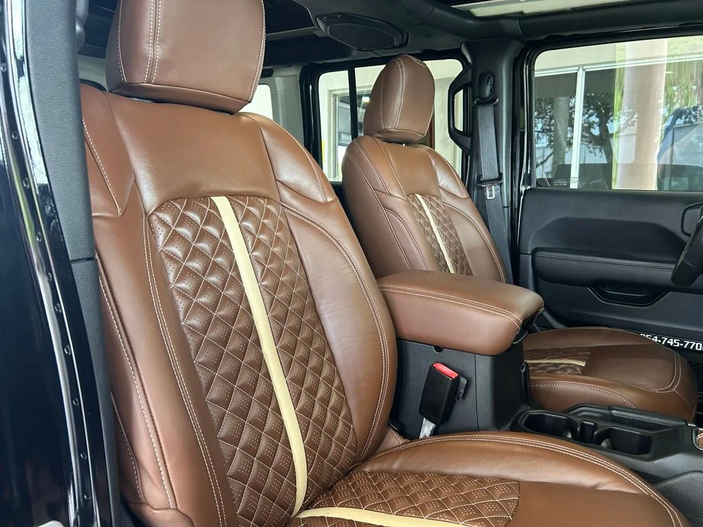 Used 2021 Black Jeep Unlimited Rubicon image 30