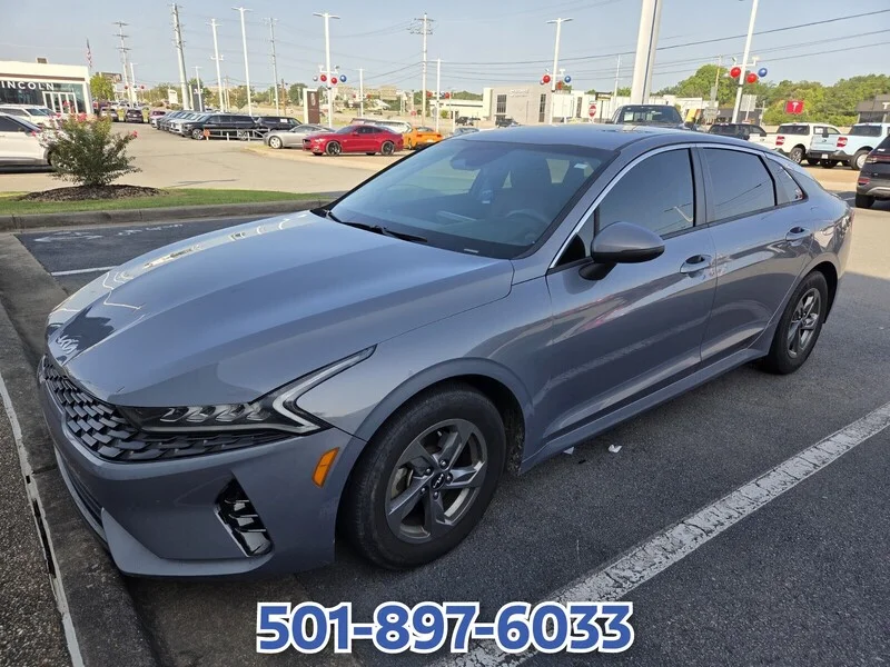 Used 2022 Silver KIA LXS image 10