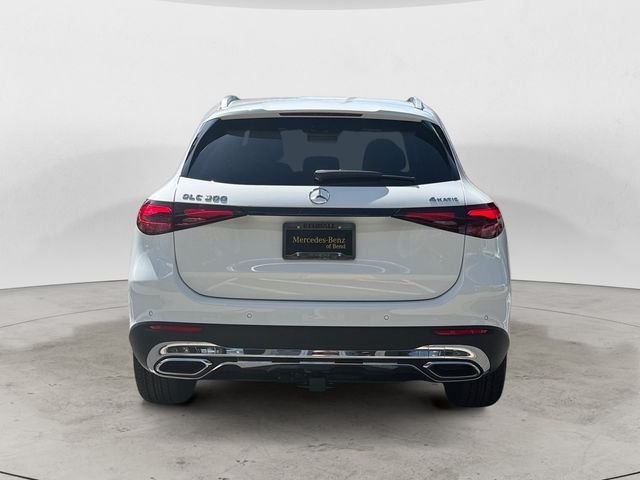 New 2026 Polar White Mercedes-Benz GLC 300 image 4