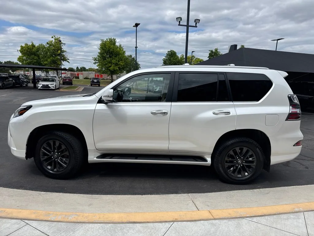 2023 Lexus GX 460 460 PREMIUM's photo