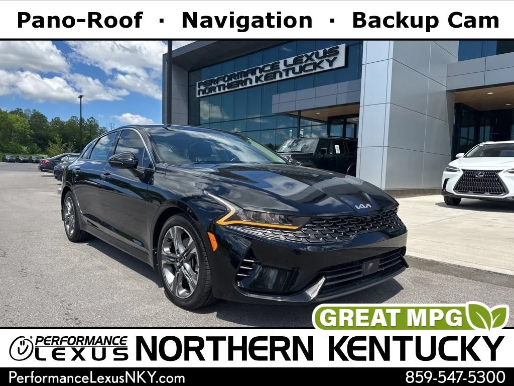 2023 Kia Optima EX FWD's photo