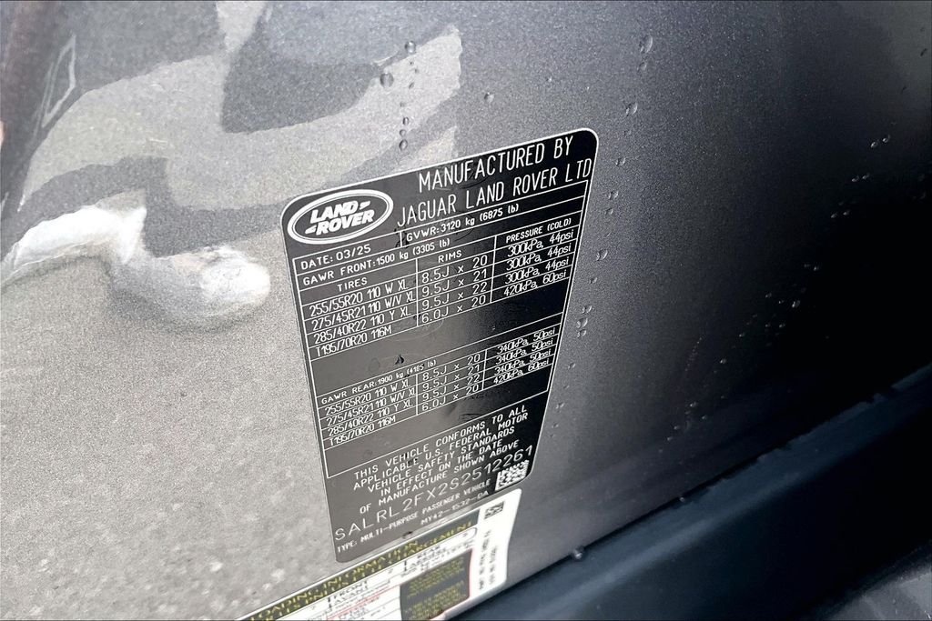 Certified Used 2025 Eiger Gray Metallic Land Rover Dynamic SE image 32