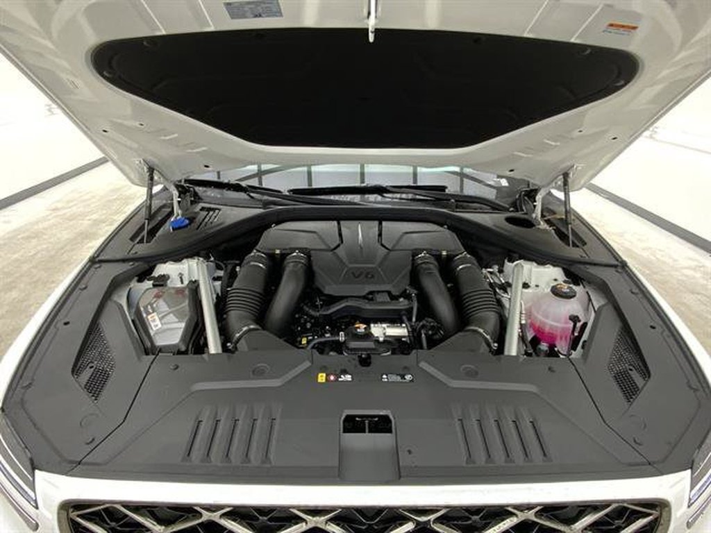 New 2026 Uyuni White Pearl Genesis 3.5T SPORT PRESTIGE image 6