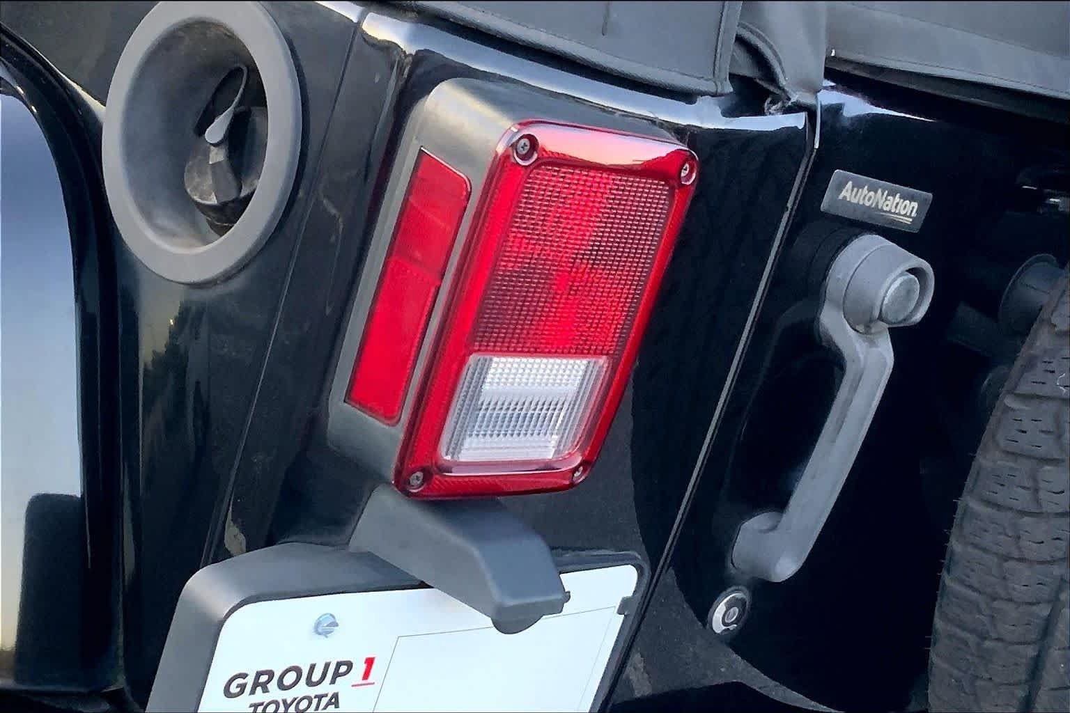 Used 2016 Black Clearcoat Jeep Sahara image 25