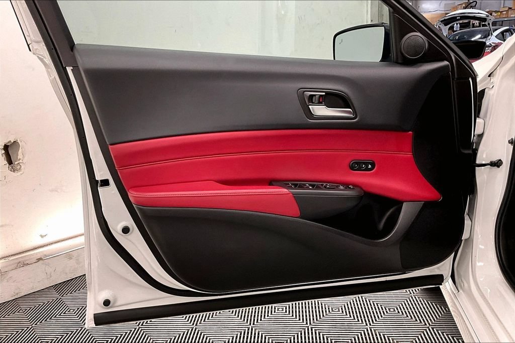 Used 2021  Acura w/Premium/A-SPEC Package image 24