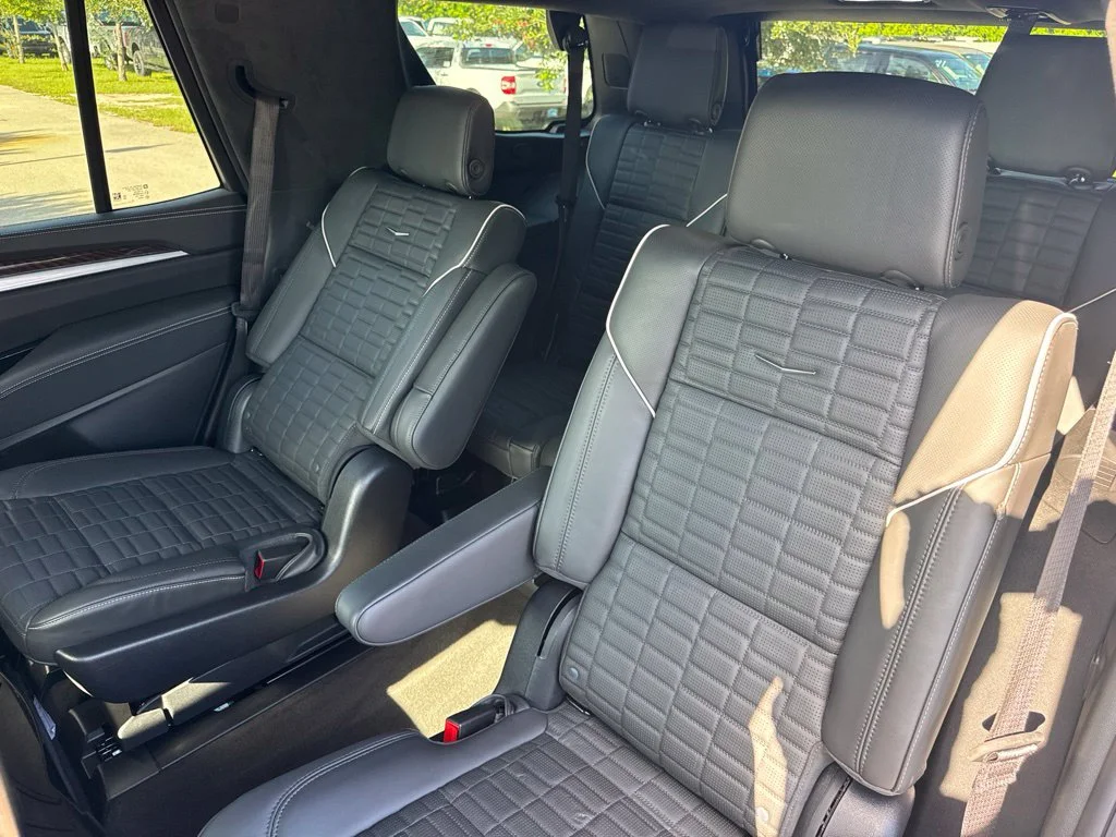 Used 2025 Black Cadillac Sport Platinum image 11