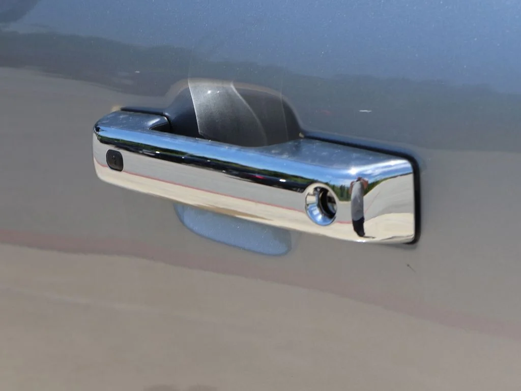 New 2026 Iconic Silver Metallic Ford Lariat® image 20