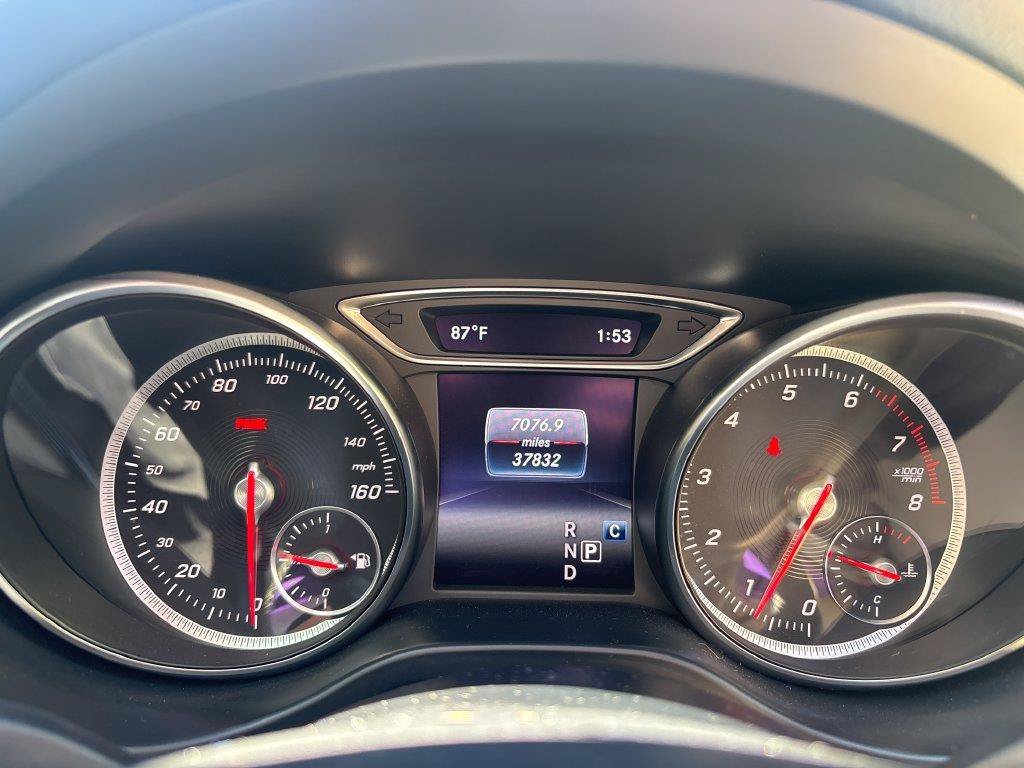 Used 2019 Black Mercedes-Benz GLA 250 image 7