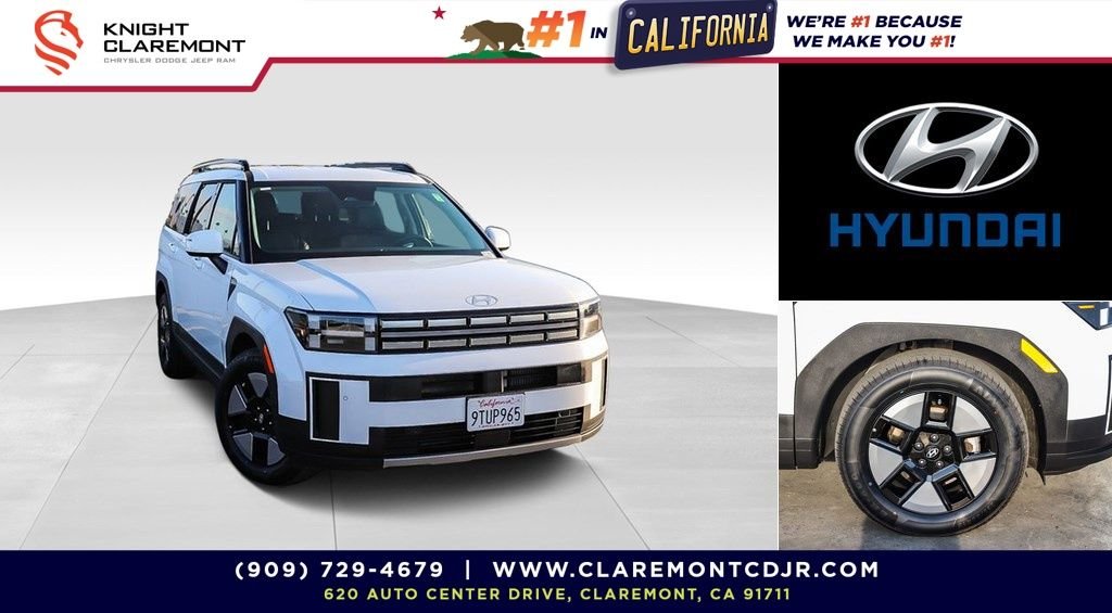 Used 2025 White Hyundai SEL image 1