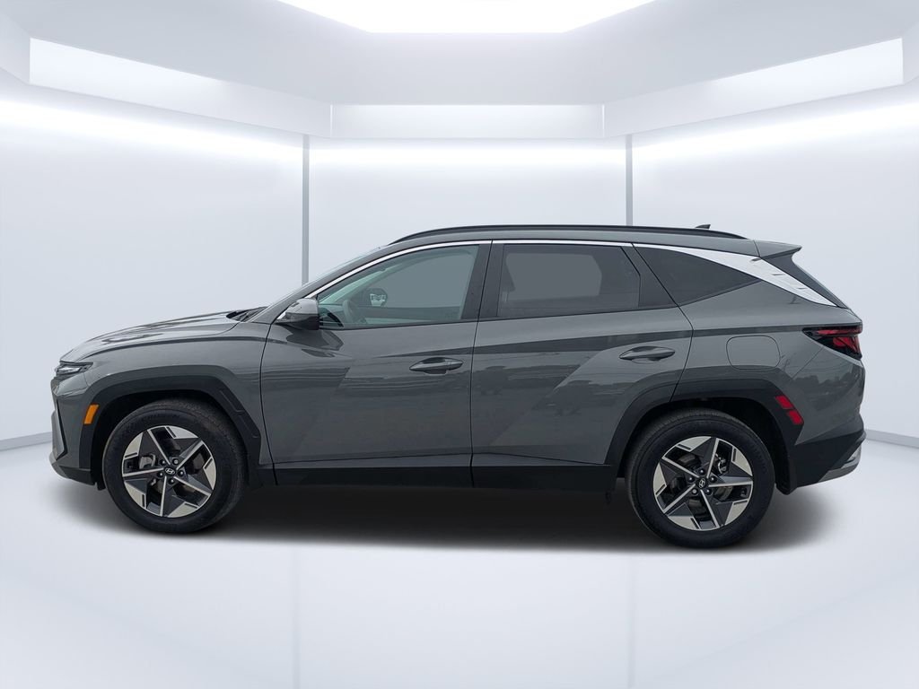 Certified Used 2025 Gray Hyundai SEL image 6