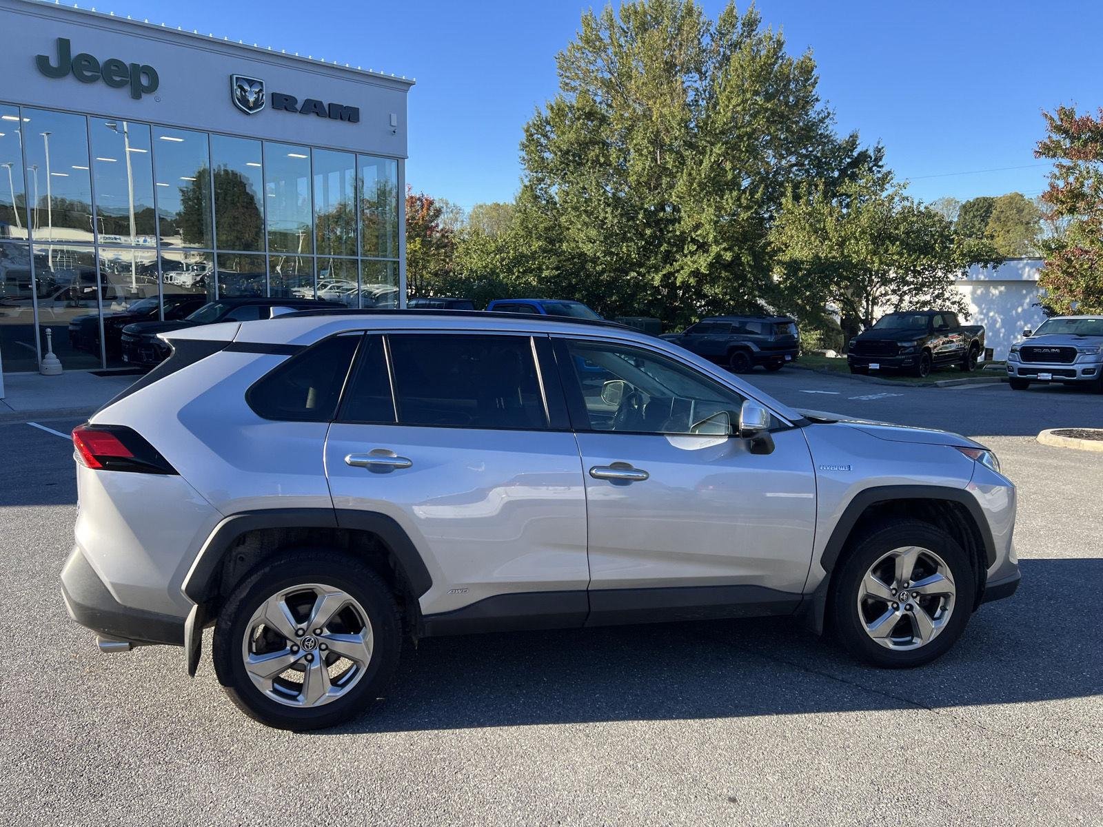 Used 2019 Silver Sky Metallic Toyota Limited image 6