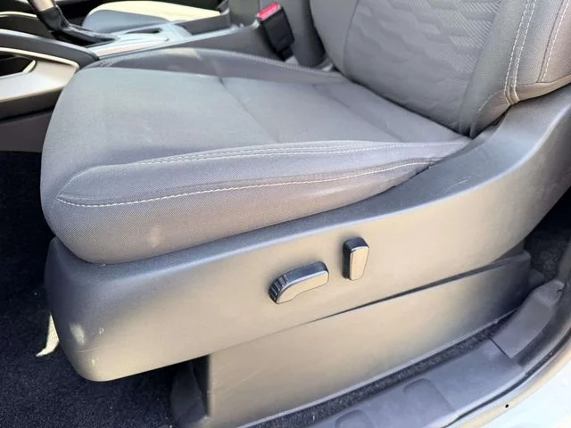 Used 2022 White Nissan SV image 14