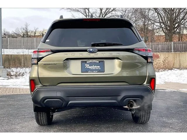 New 2026 AUTUMN GREEN METALLIC Subaru Premium image 16