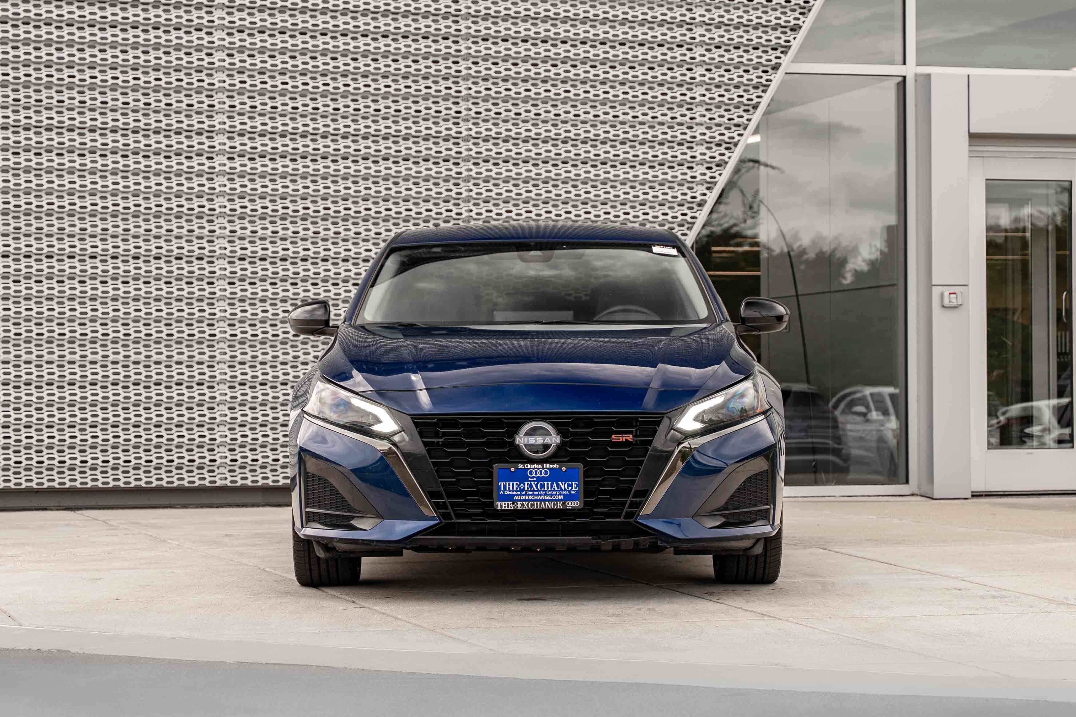 Used 2023 Deep Blue Pearl Nissan 2.5 SR image 27