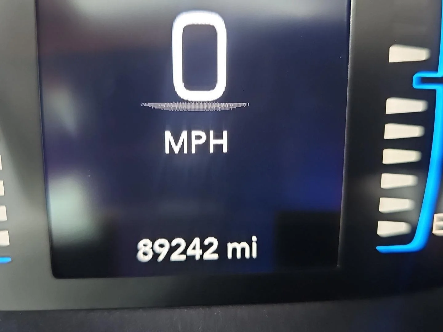 Used 2017 Brilliant Black Crystal Pearlcoat Chrysler Touring Plus image 11