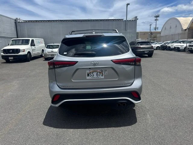 Used 2022 Silver Toyota XSE image 4
