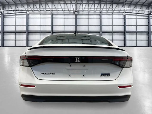 New 2026 Platinum White Pearl Honda Sport Hybrid image 4