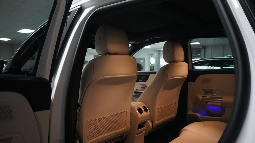 Certified Used 2026 White Mercedes-Benz GLA 250 image 45