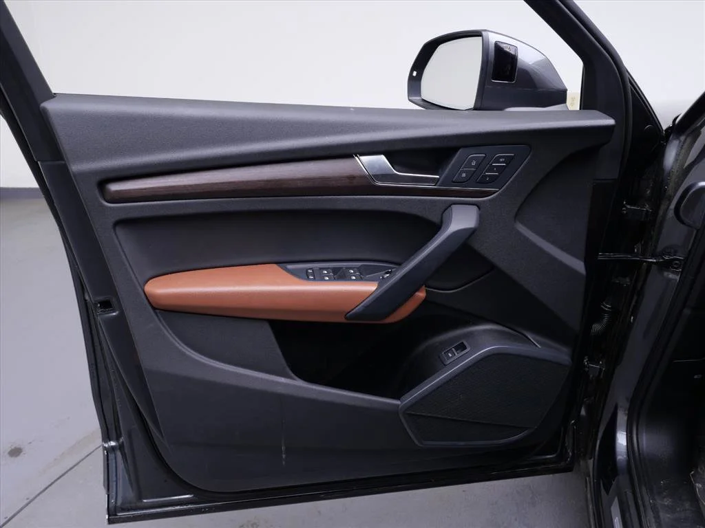 2024 Audi Q5 Premium - Photo 9