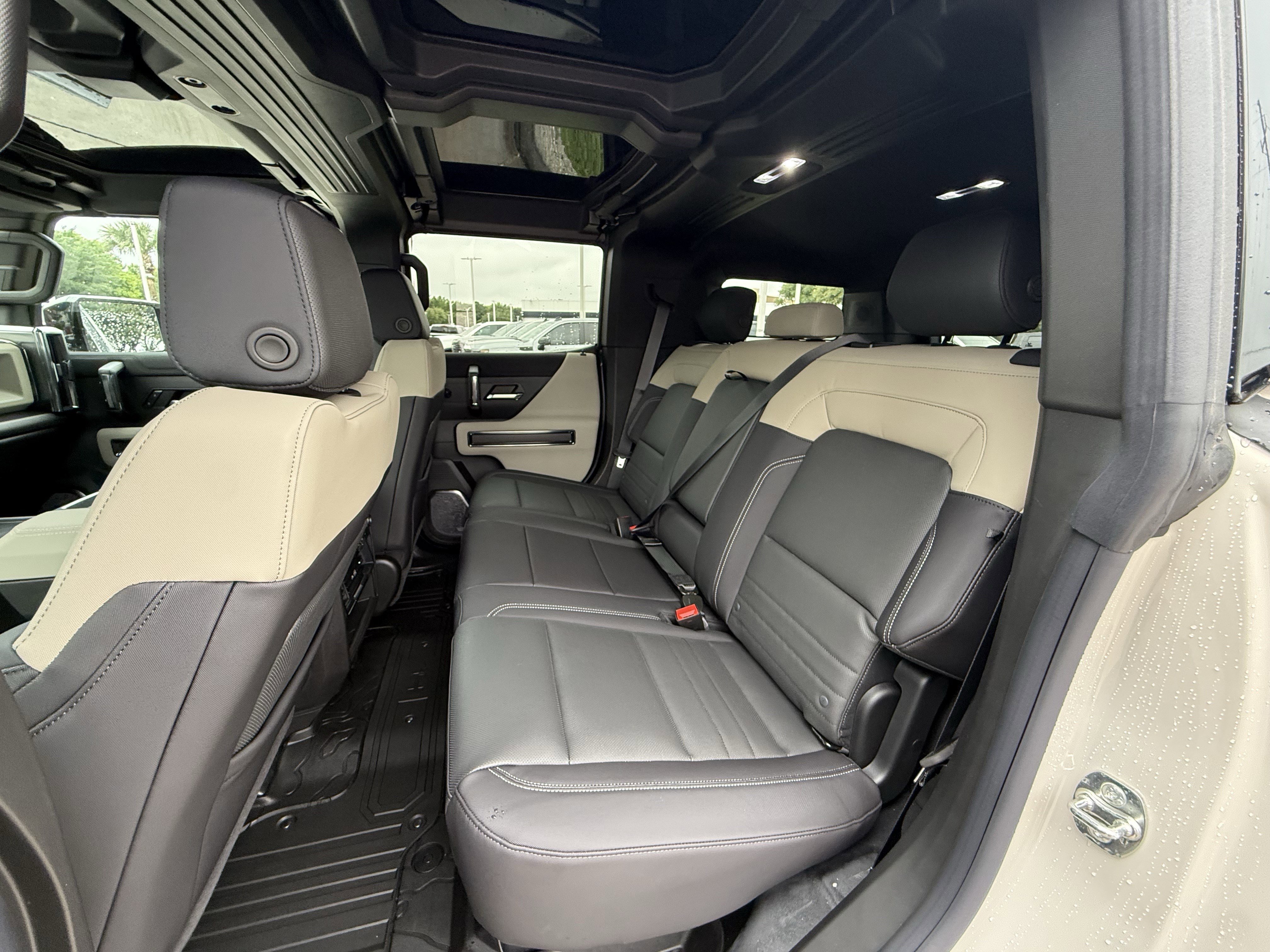 2026 GMC HUMMER EV 3X - Photo 15