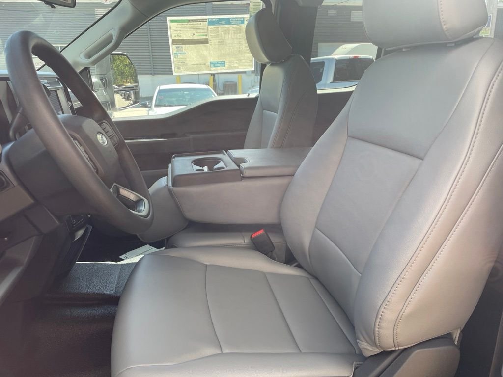 New 2026 Oxford White Ford F-350® XL image 15