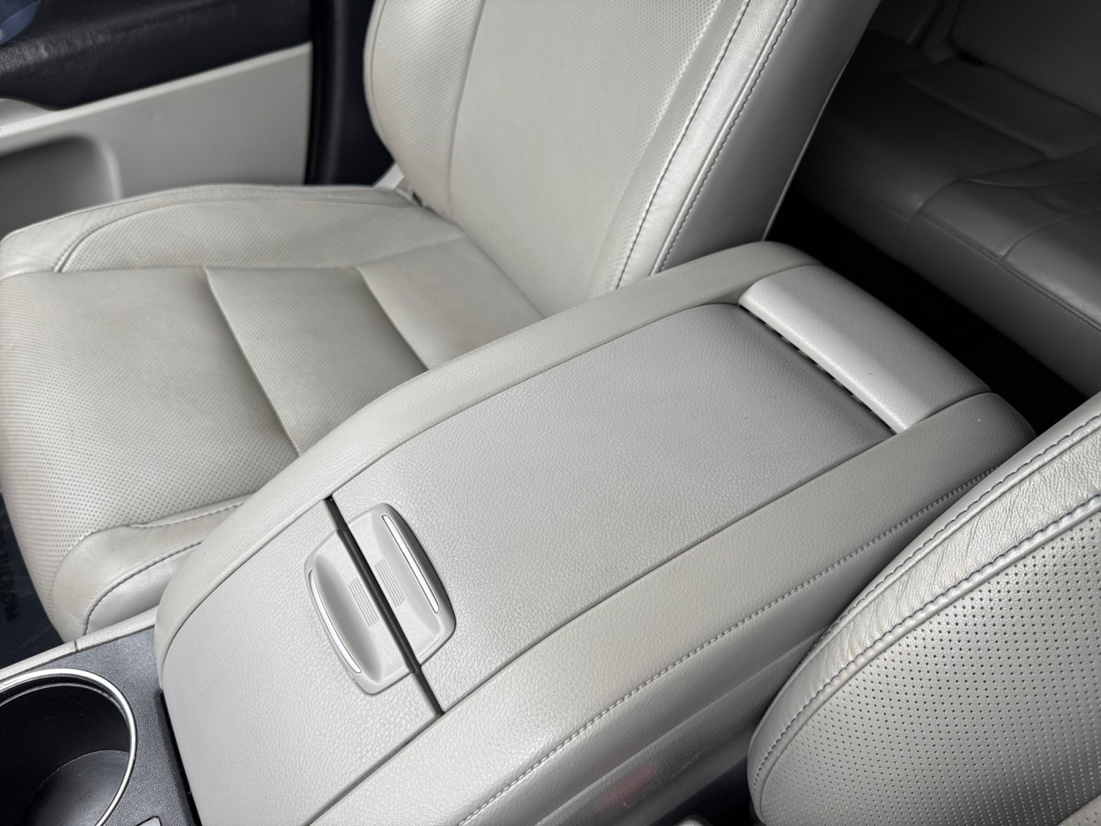 Used 2017 Blizzard Pearl Toyota Limited Platinum image 14
