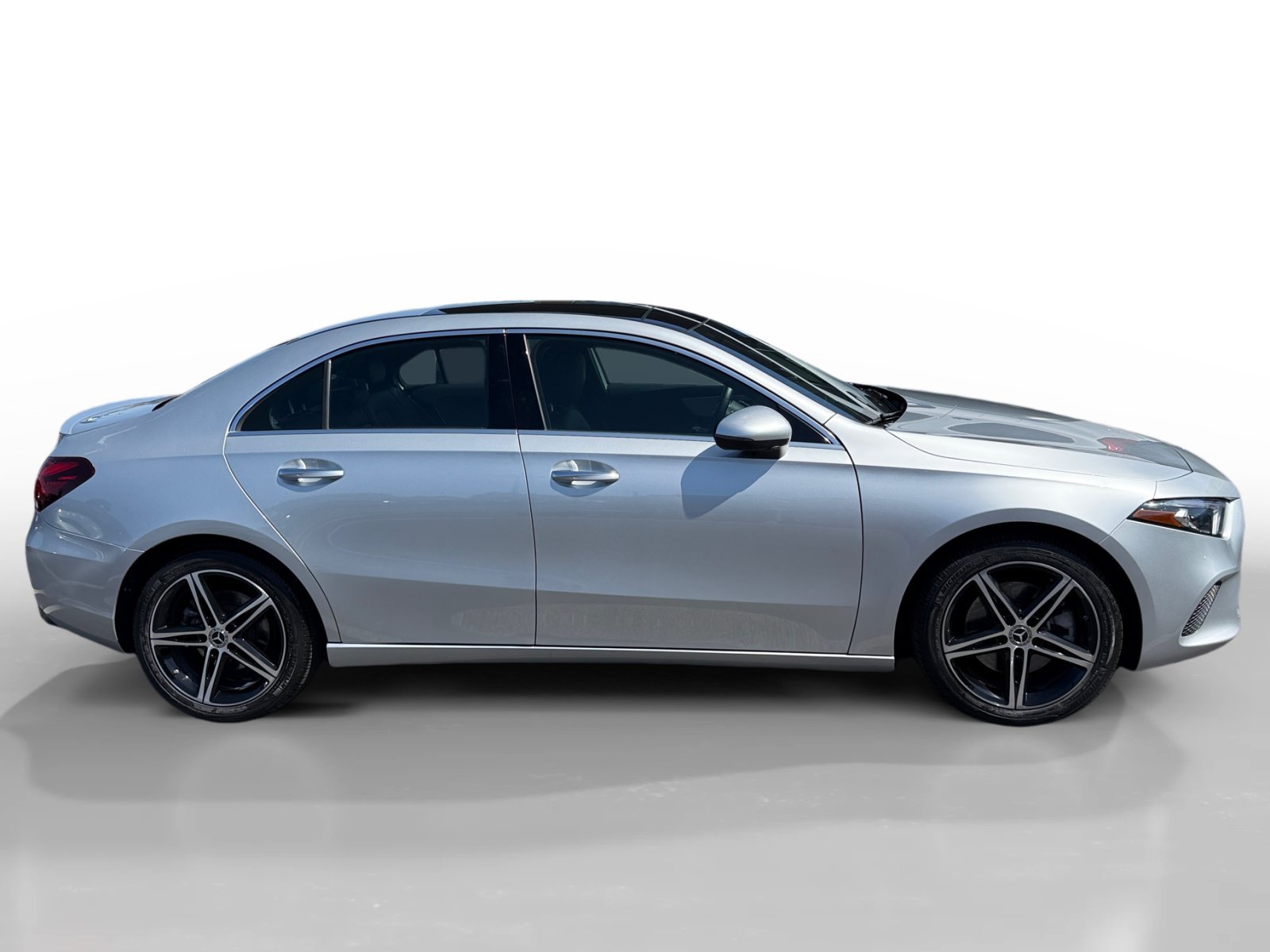 Used 2019  Mercedes-Benz A 220 image 6