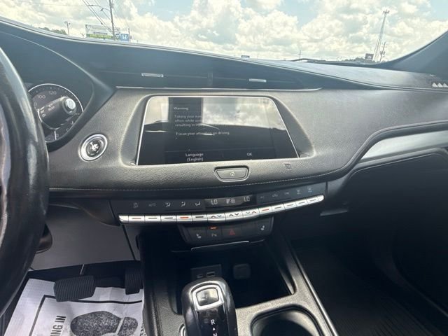 Used 2019 White Cadillac Premium Luxury image 22